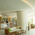 Otel The Lifeco Well-being Detox Center And Vegan 3*
