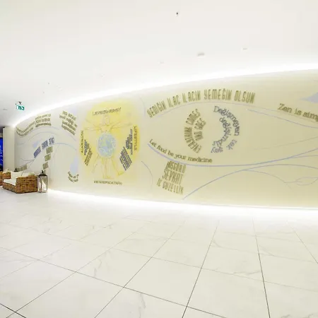 Hotel The Lifeco Well-being Detox Center And Vegan 3*