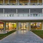 The Lifeco Well-being Detox Center And Vegan ホテル
