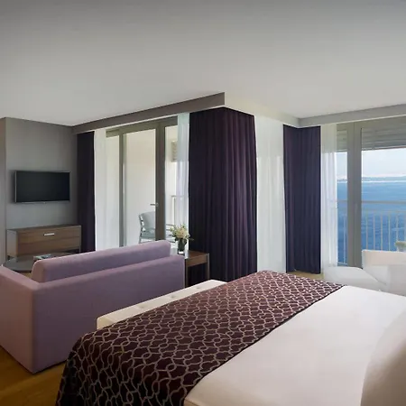 The Lifeco Well-being Detox Center And Vegan 3*