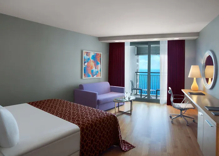 Hotel The Lifeco Well-being Detox Center And Vegan 3*