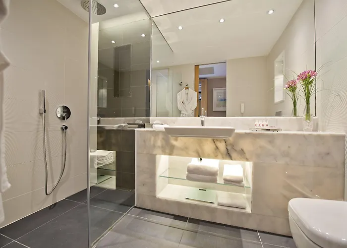The Lifeco Well-being Detox Center And Vegan