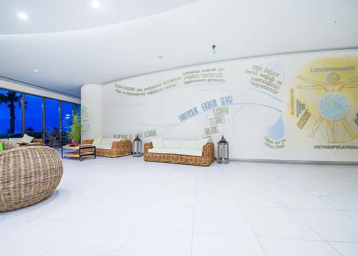 Hotel The Lifeco Well-being Detox Center And Vegan 3*